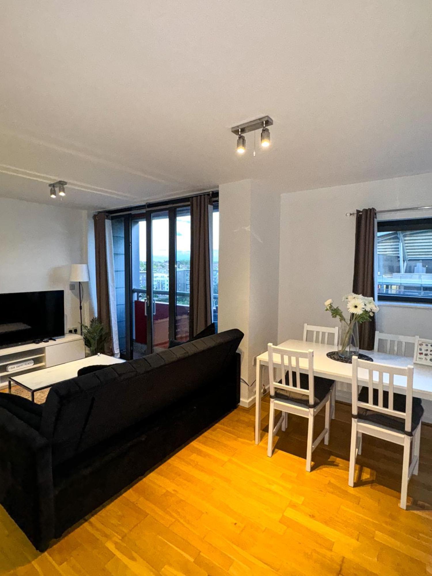 The Emirates Stadium Apartment Лондон Екстериор снимка